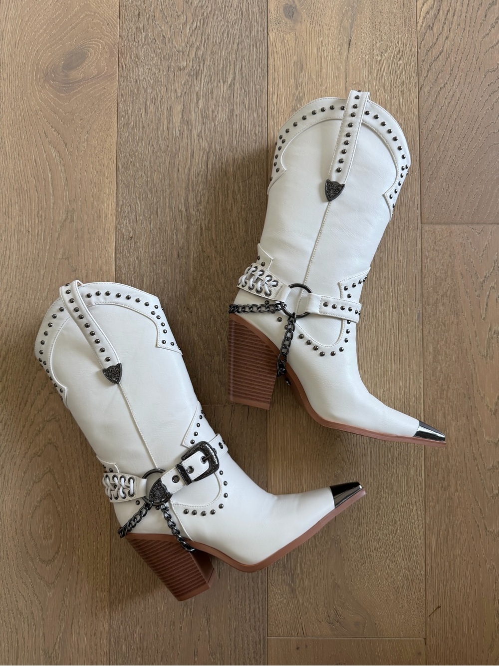 Azalea Wang OSBORN White Western Bootie Boots - Picture 8 of 16